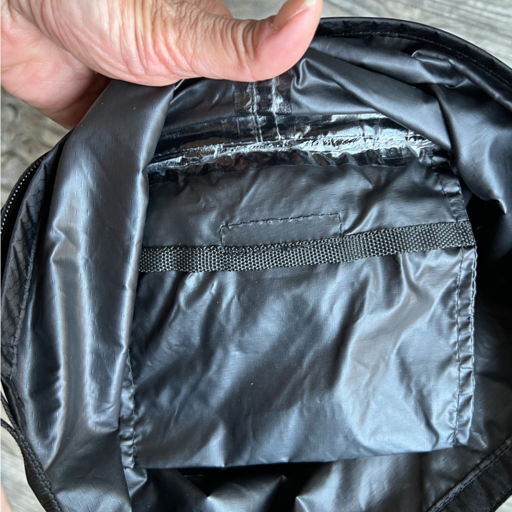 Travoost lightweight backpack 22L - Picture 11 of 11